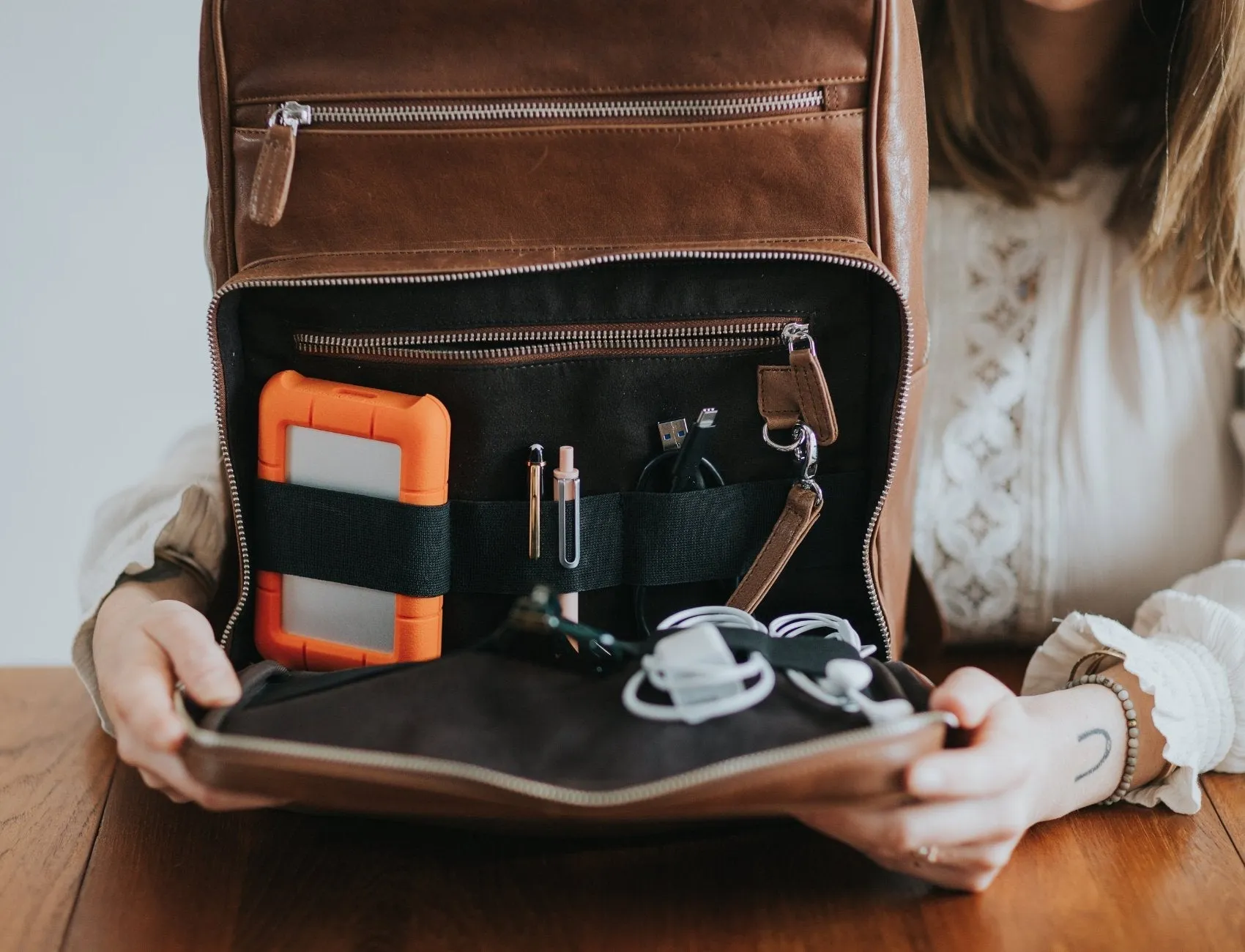 Custom order: 30 Laptop Backpacks 1.0 with logo patch